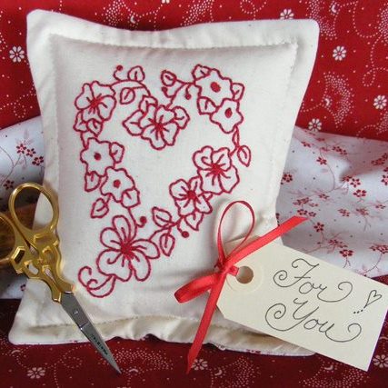Mother's Day Floral Heart - Hand Embroidery Pattern - Download