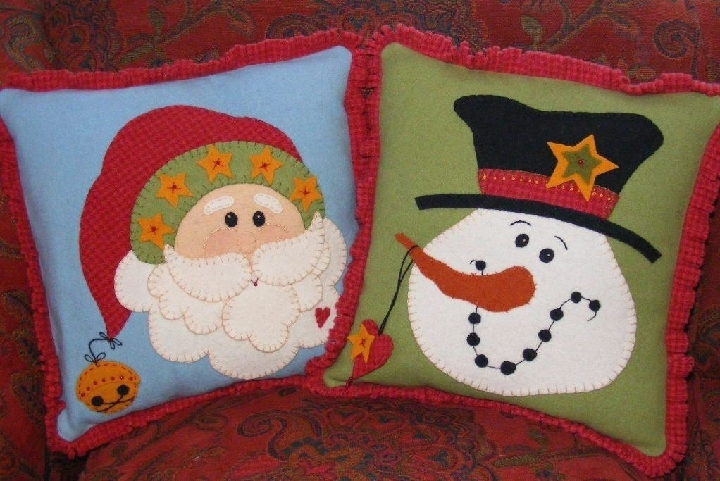 Christmas Santa Pillow - Wool Applique Pattern - Shipped