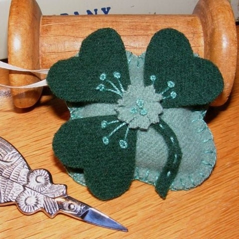 Shamrock Emery and Scissor Fob - Wool Applique Pattern