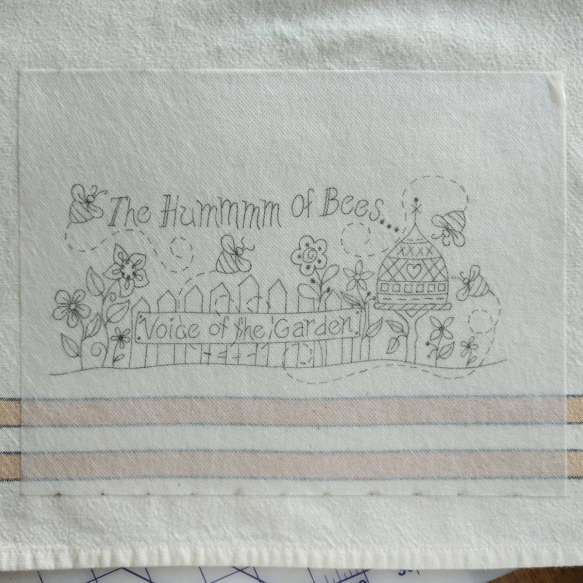 The Hummm of Bees - BBD No-Trace