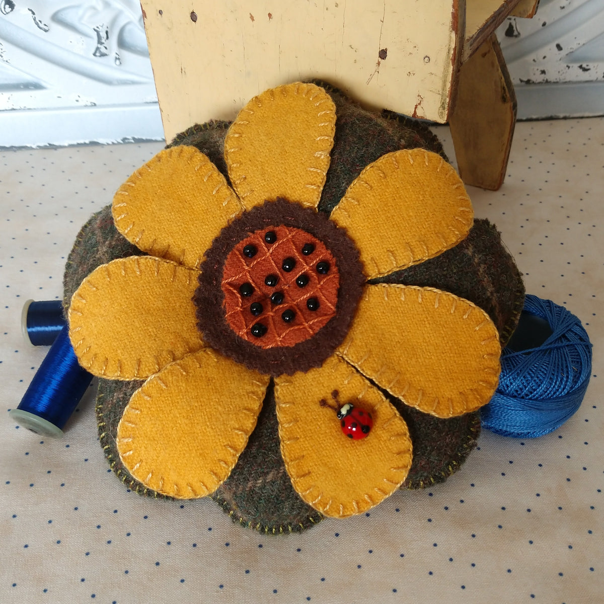 Sunflower Pin Cushion - Wool Applique Pattern - Shipped