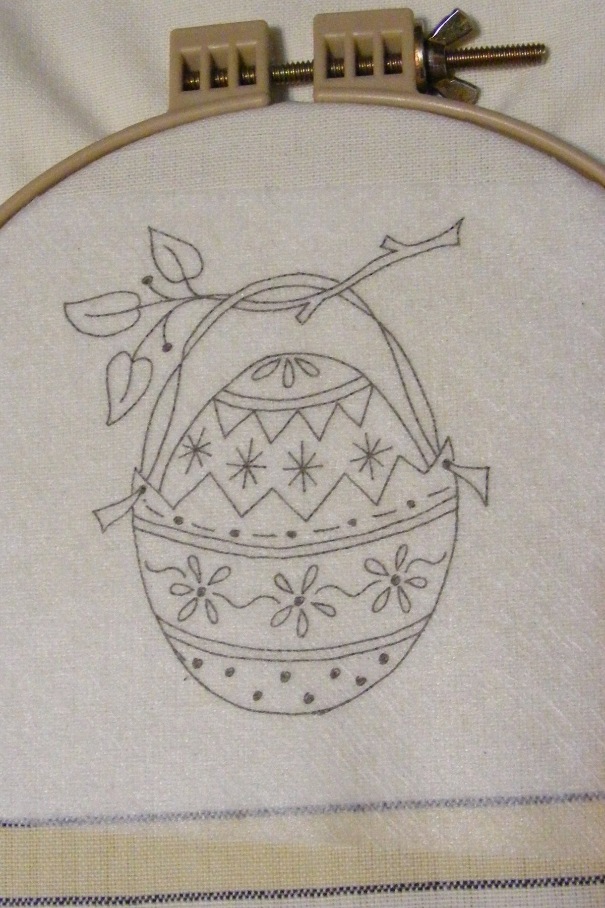 Easter Egg on a Branch Tea Towel - Hand Embroidery Pattern - Download