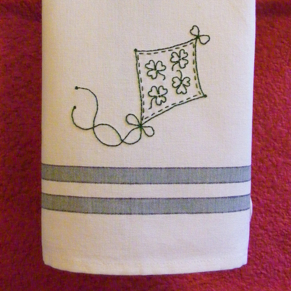 Shamrock Flying Kite Tea Towel - Hand Embroidery Pattern