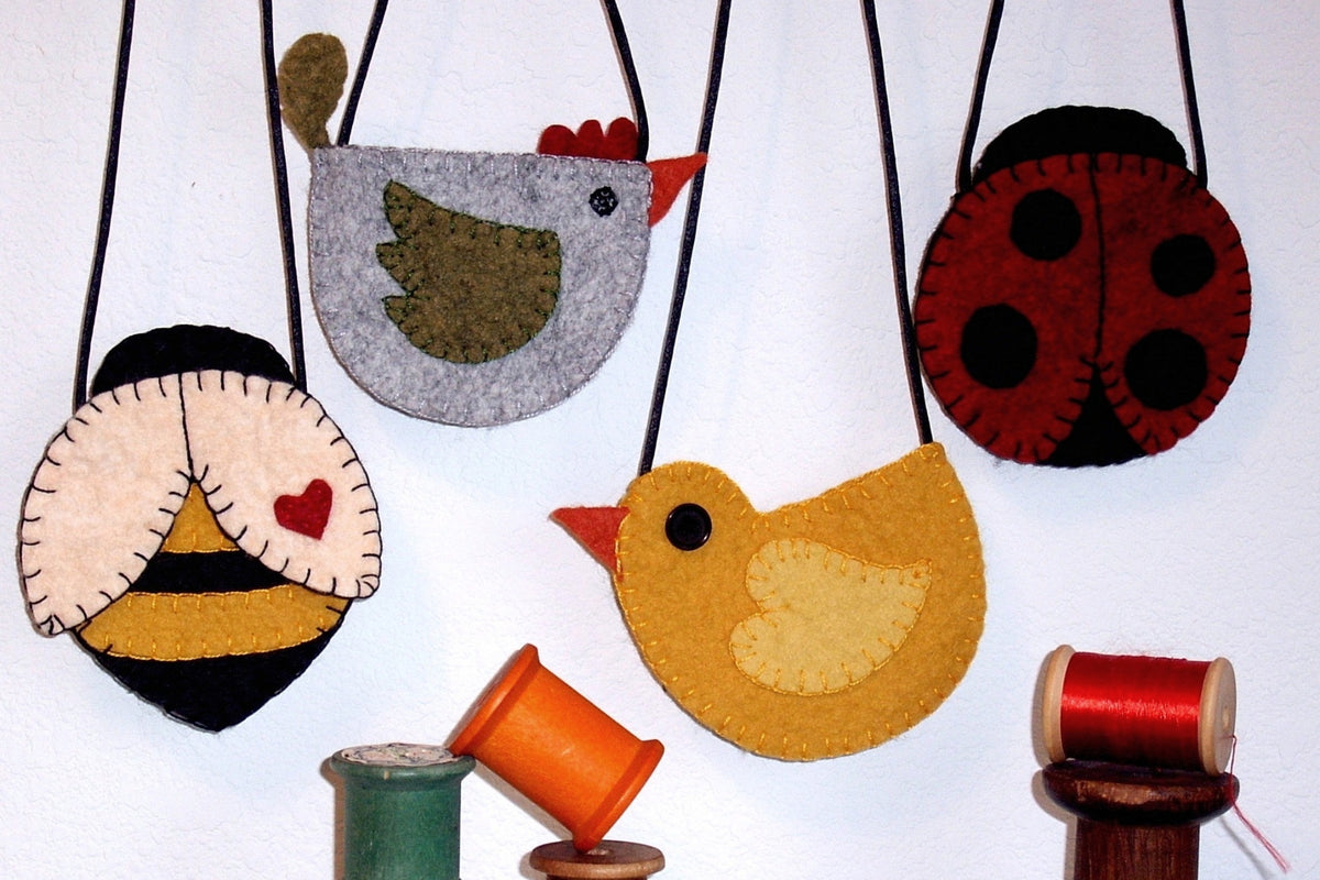 Little Critter Purses - Wool Applique Pattern - Shipped