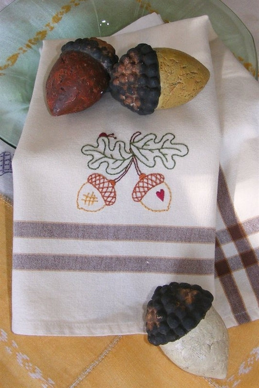 Autumn Acorn - Hand Embroidery Pattern - Download