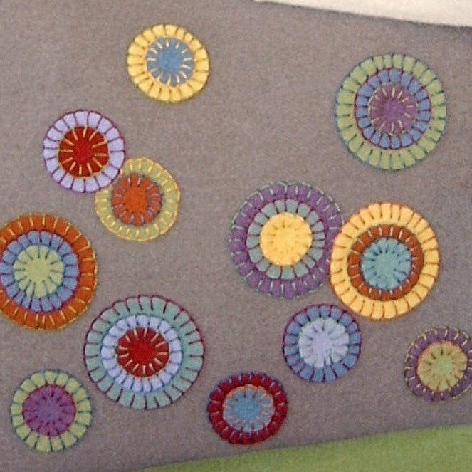 Penny Purse Pair - Wool Applique - Shipped