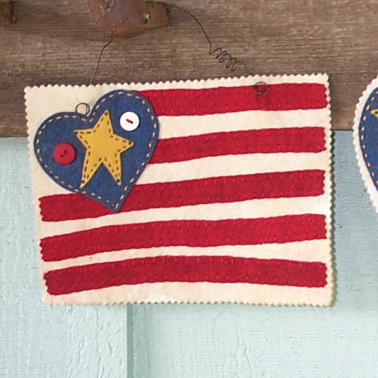 American Flaglette Trio - Wool Applique Pattern - Shipped