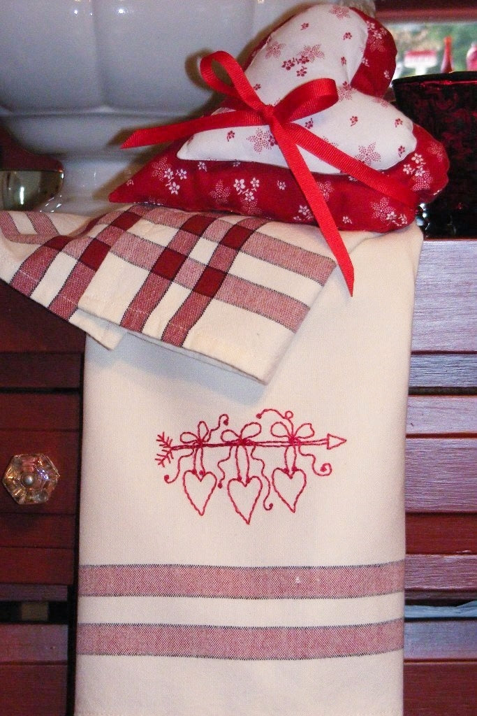 Valentine Hearts Tea Towel - Hand Embroidery Pattern - Download