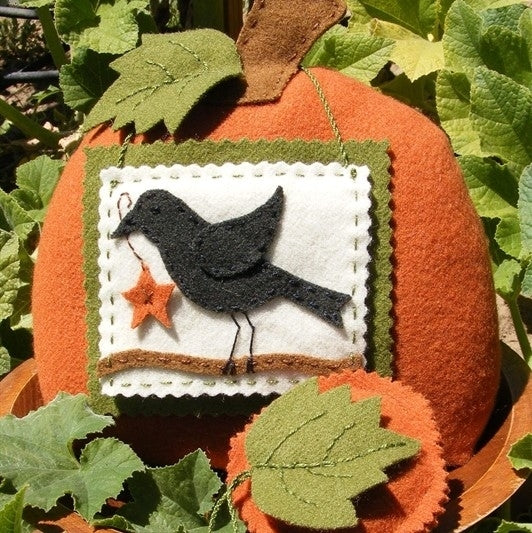 Pumpkin & Crow Pin Cushion Set - Wool Applique Pattern - Shipped