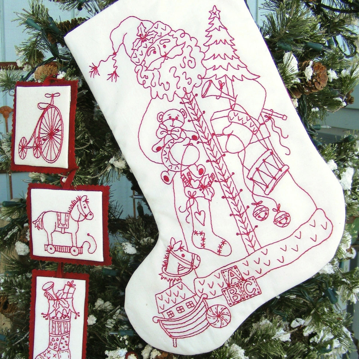 Olde Tyme Santa Stocking - Hand Embroidery Pattern