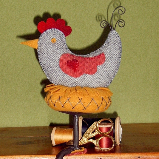 Gray Speckled Hen Make-Do - Wool Applique Pattern - Shipped
