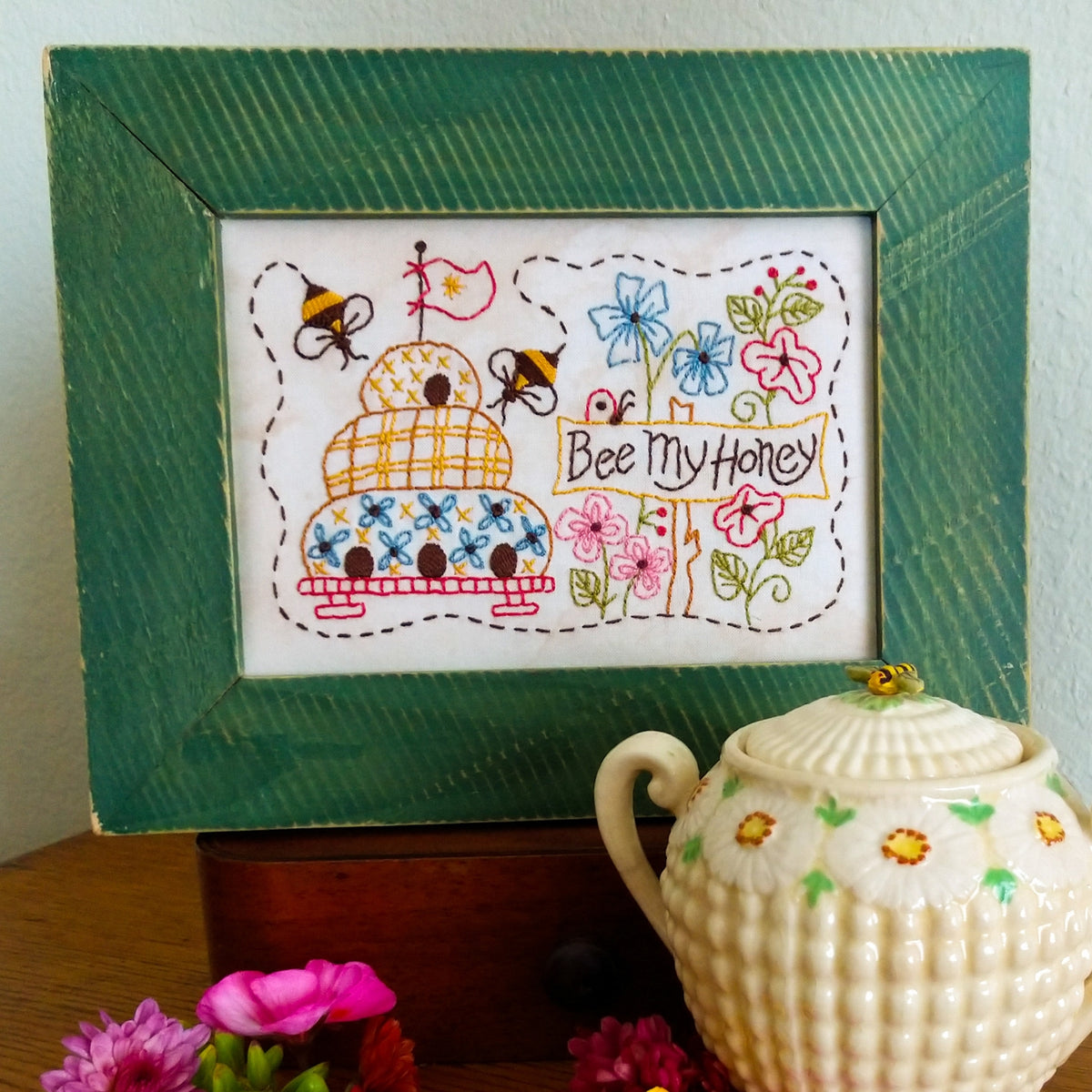 Bee My Honey - Hand Embroidery Pattern - Download