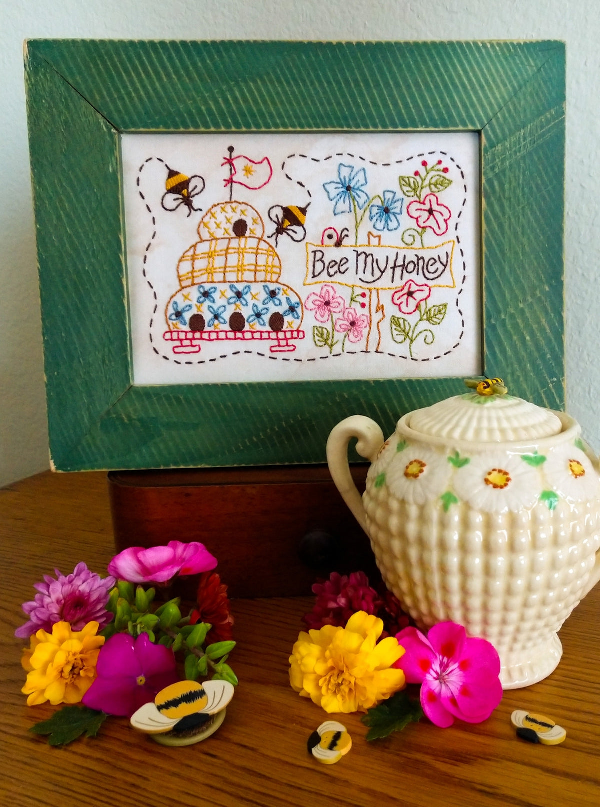 Bee My Honey - Hand Embroidery Pattern - Download