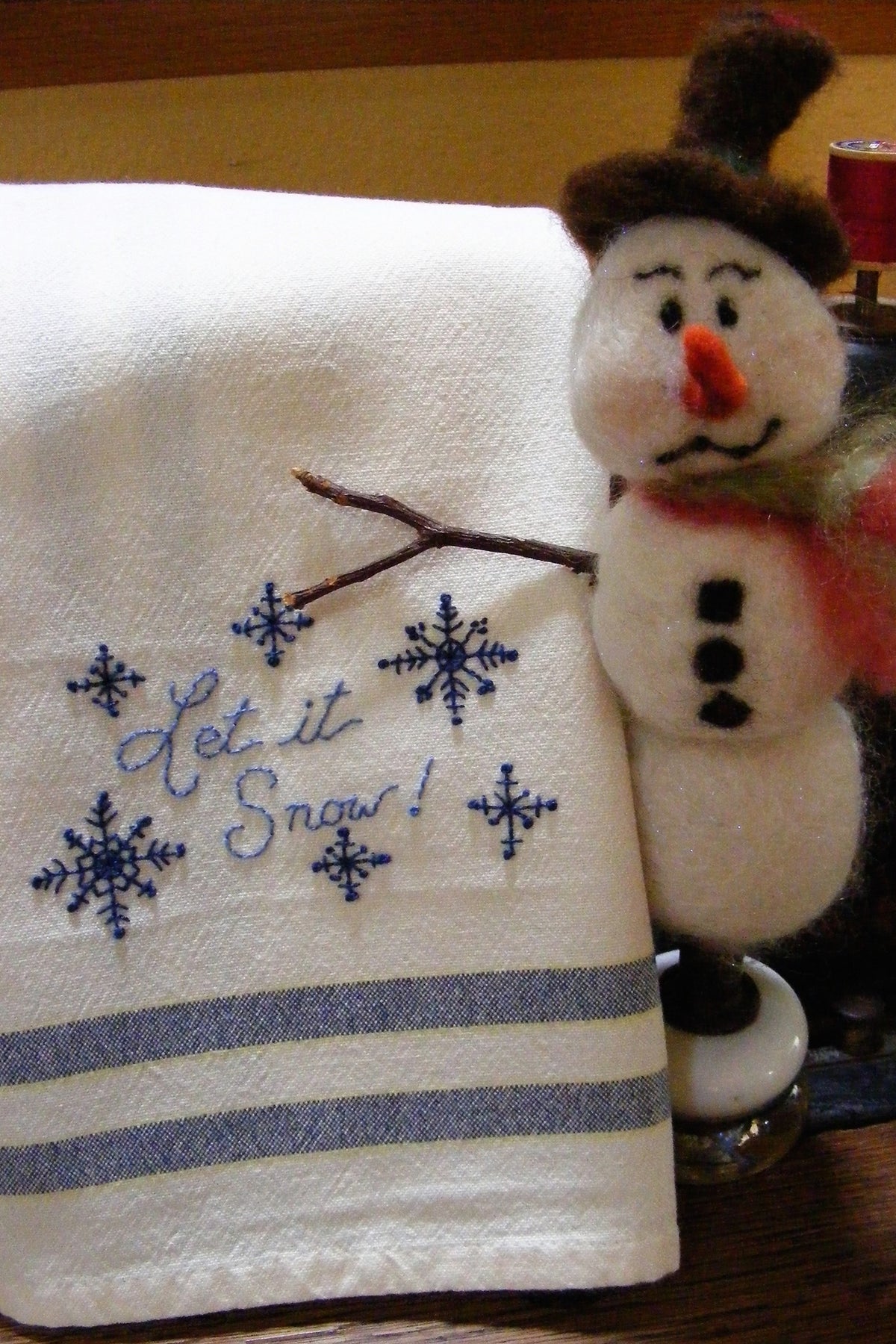 Let It Snow! - Hand Embroidery Pattern - Download