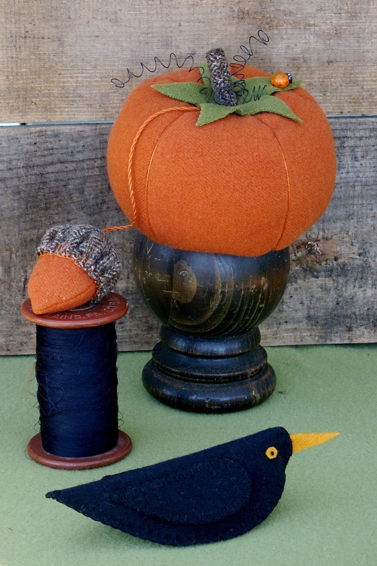 BIG FAT Pumpkin Pin Cushion Set - Wool Applique Pattern - Shipped