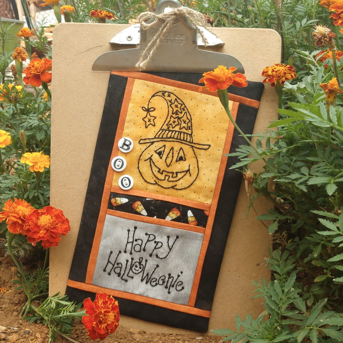 Happy Halloween Banner - Hand Embroidery Pattern - Download