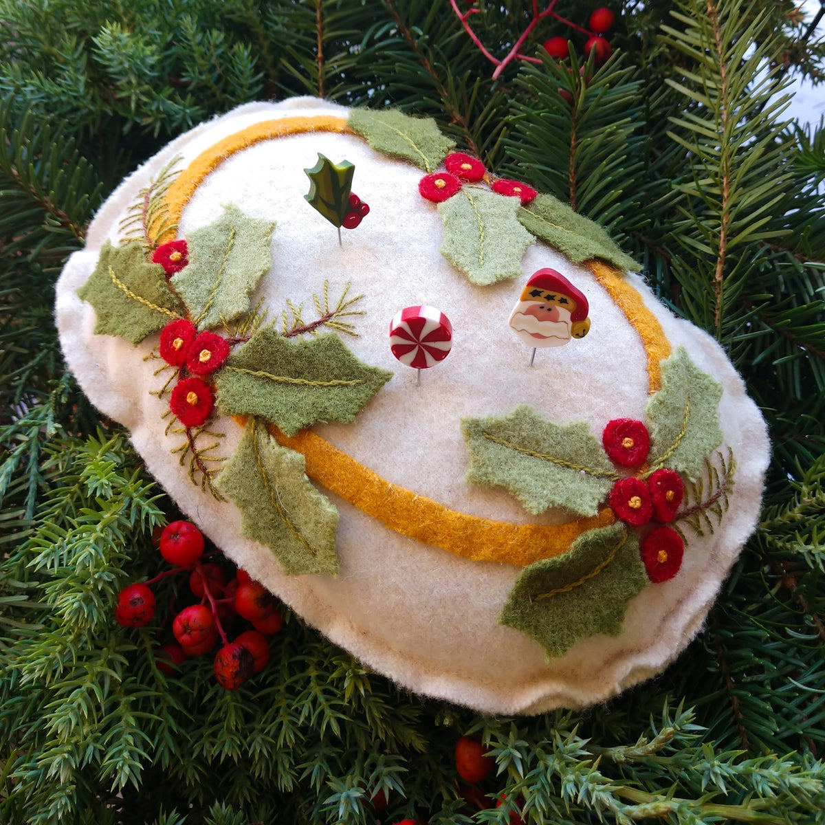 Holiday Holly Pin Cushion - Wool Applique Pattern - Download