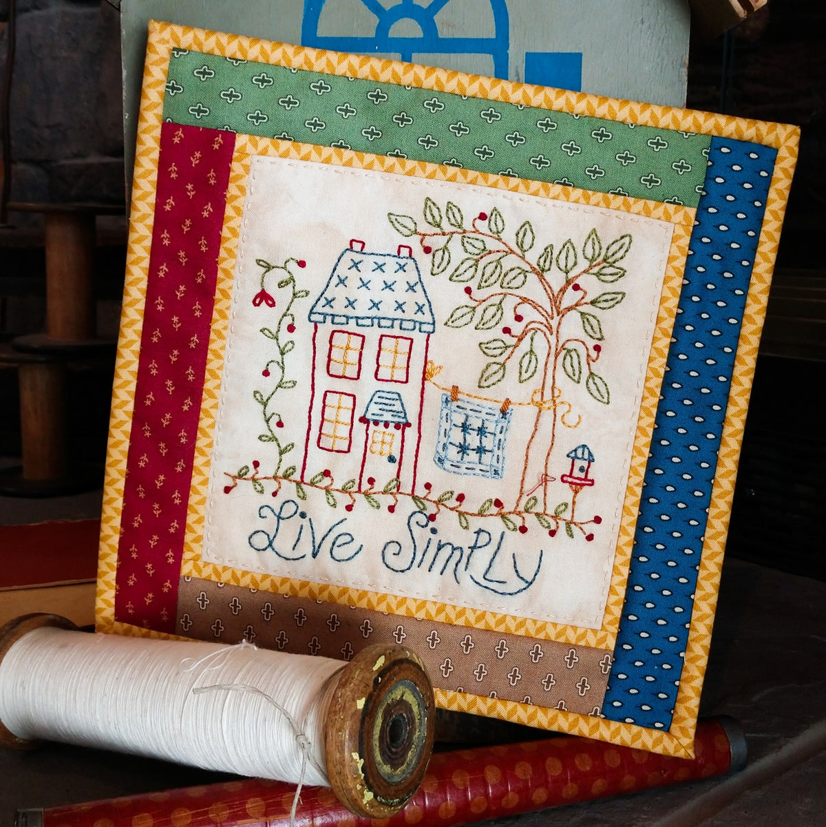 Live Simply - Machine Embroidery Pattern - Download