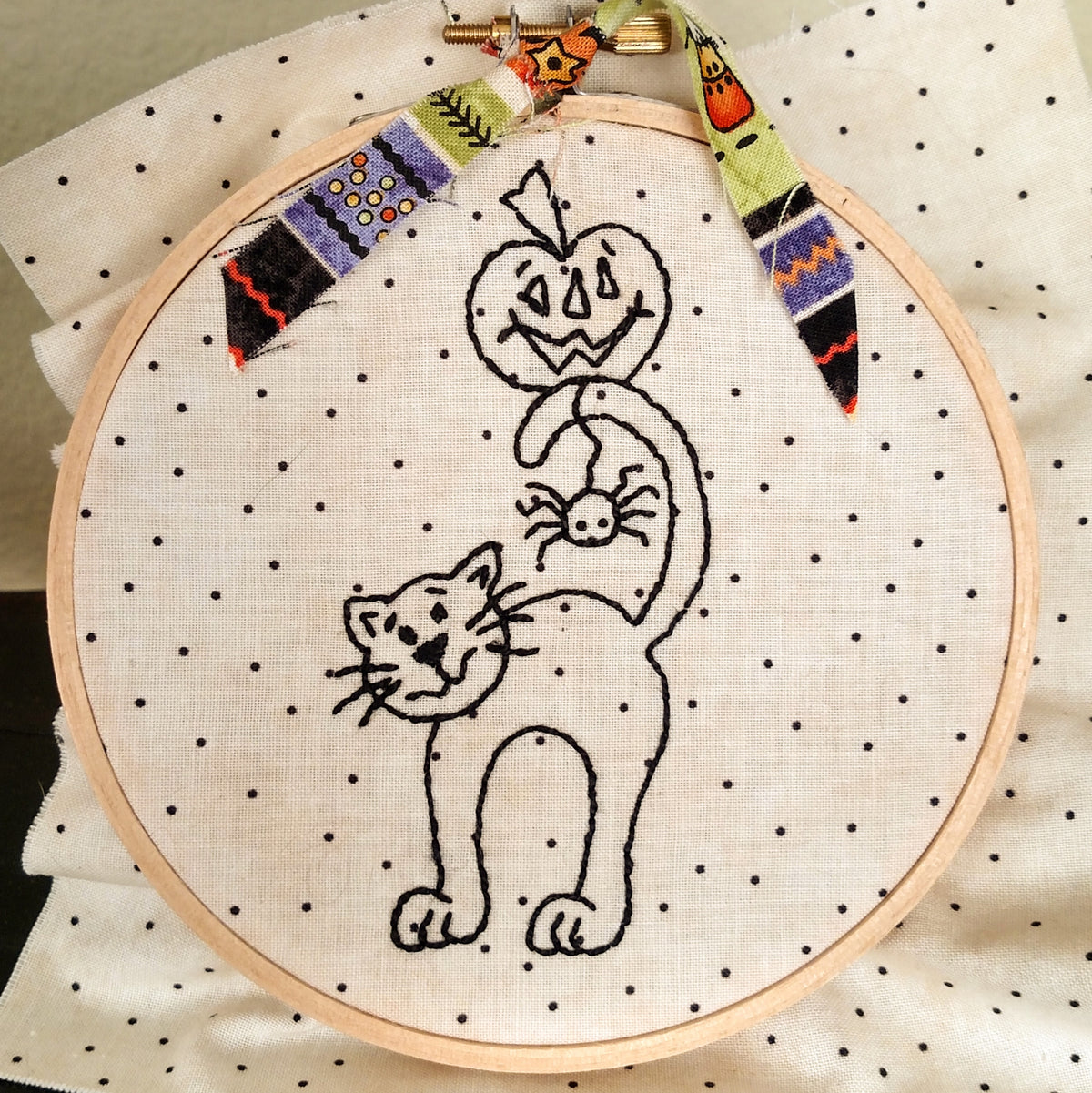 Halloweenie Totes - Hand Embroidery Pattern - Shipped