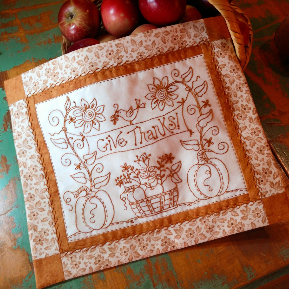 Give Thanks Table Topper - BBD No-Trace