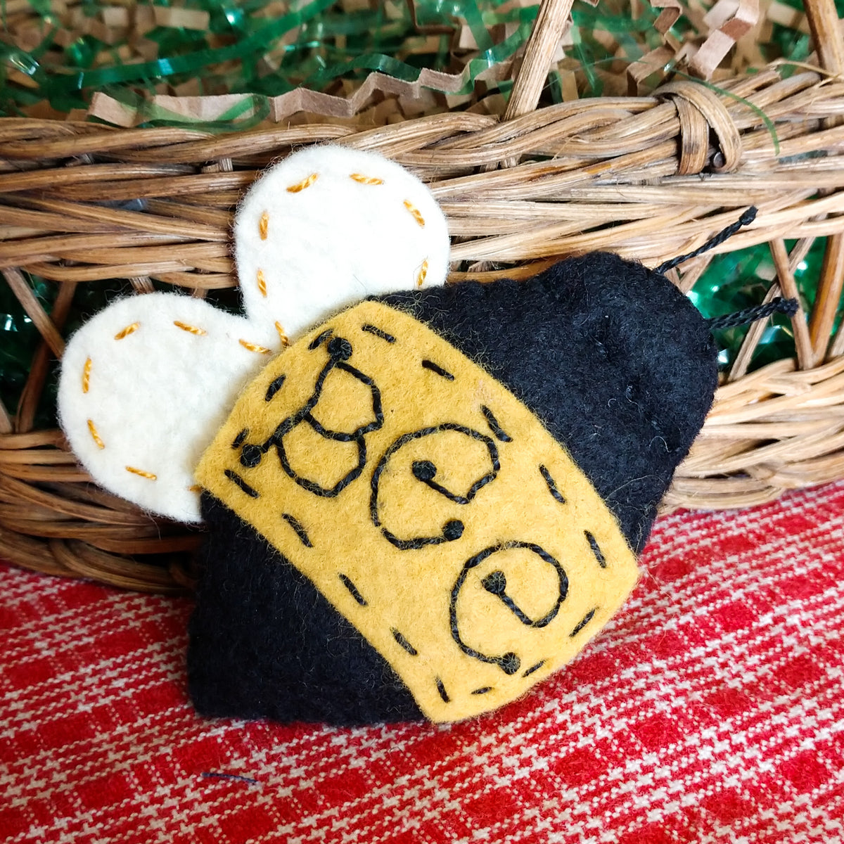 Garden Buddies - Wool Applique Pattern - Shipped