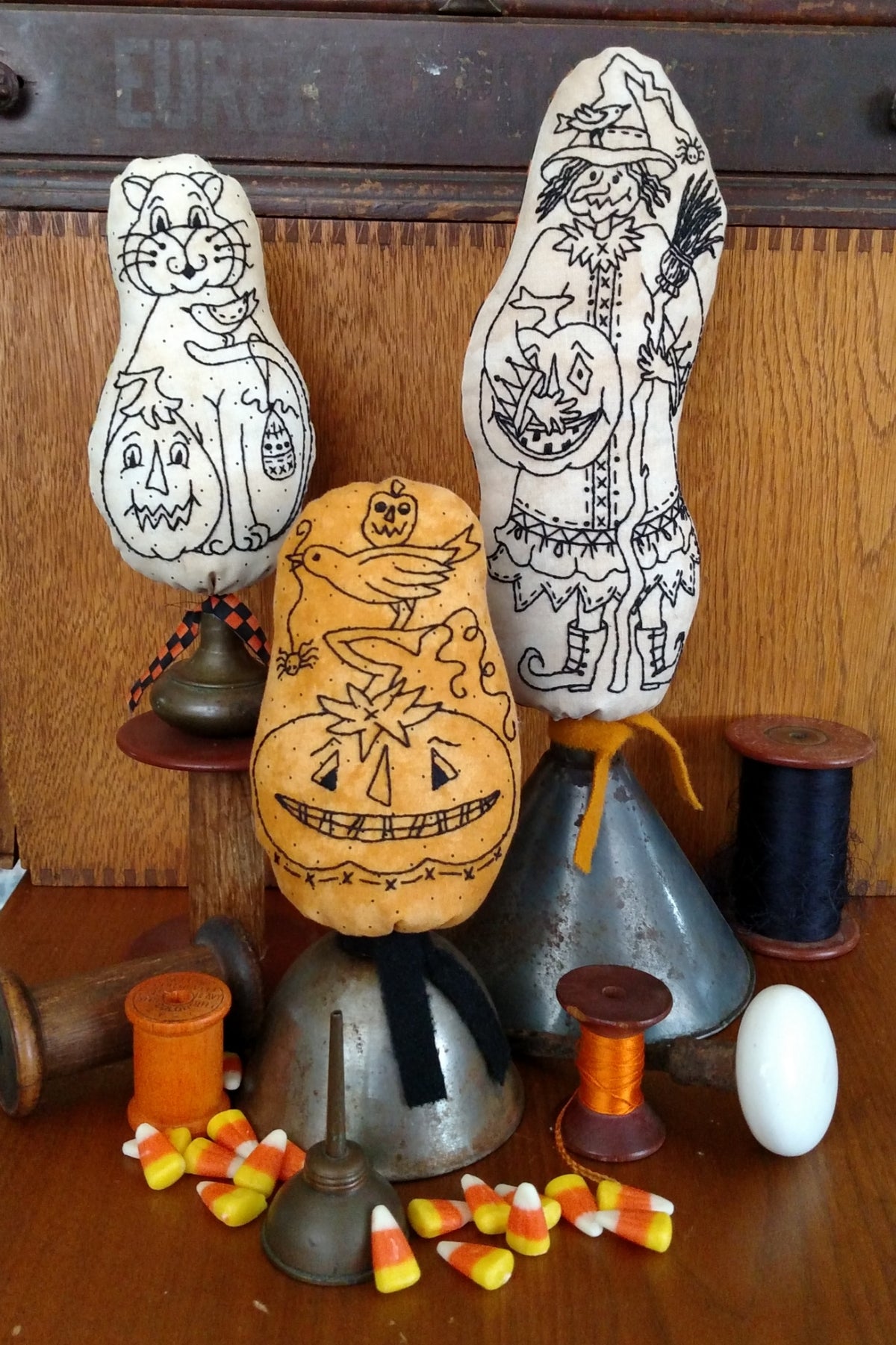 Halloween Make Do - Hand Embroidery Pattern - Shipped
