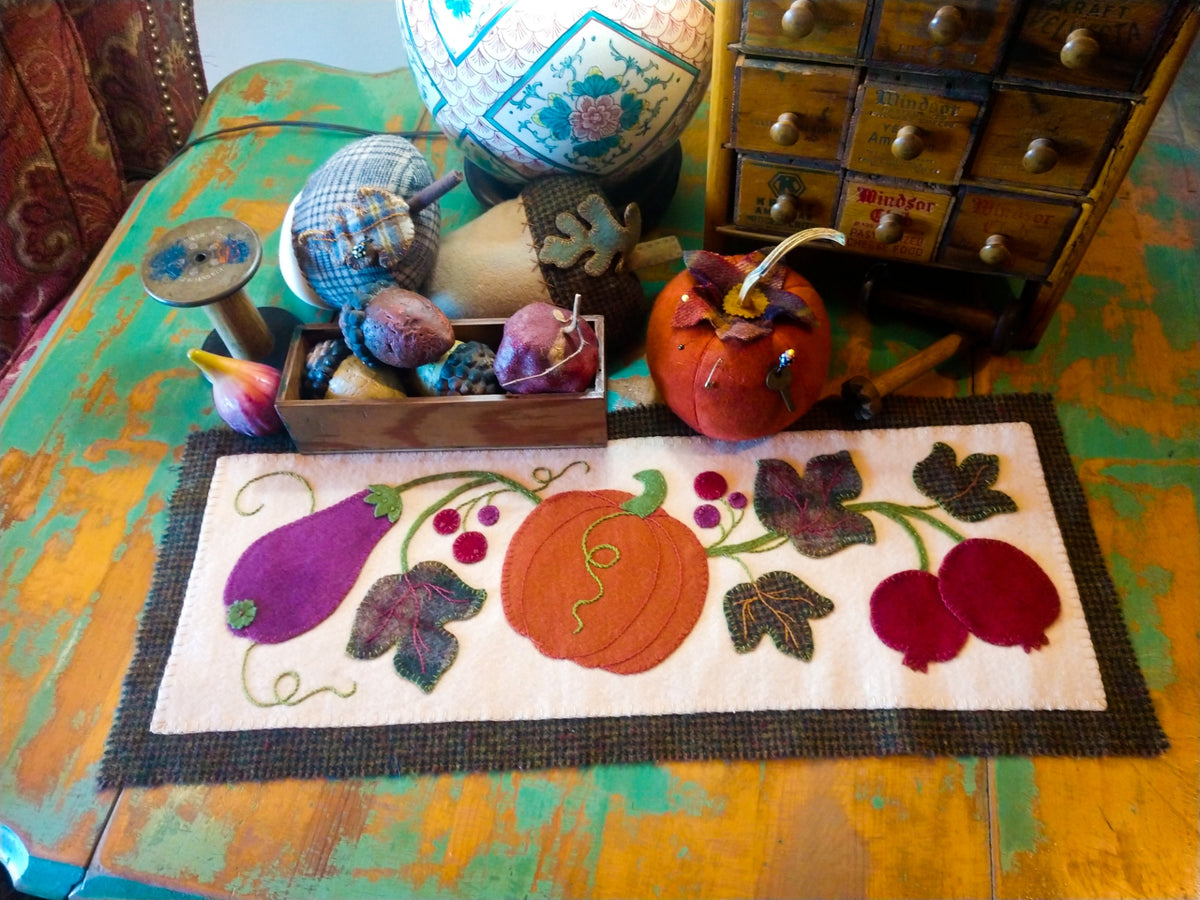 Harvest Bounty Table Runner - Wool Applique Pattern - Shipped