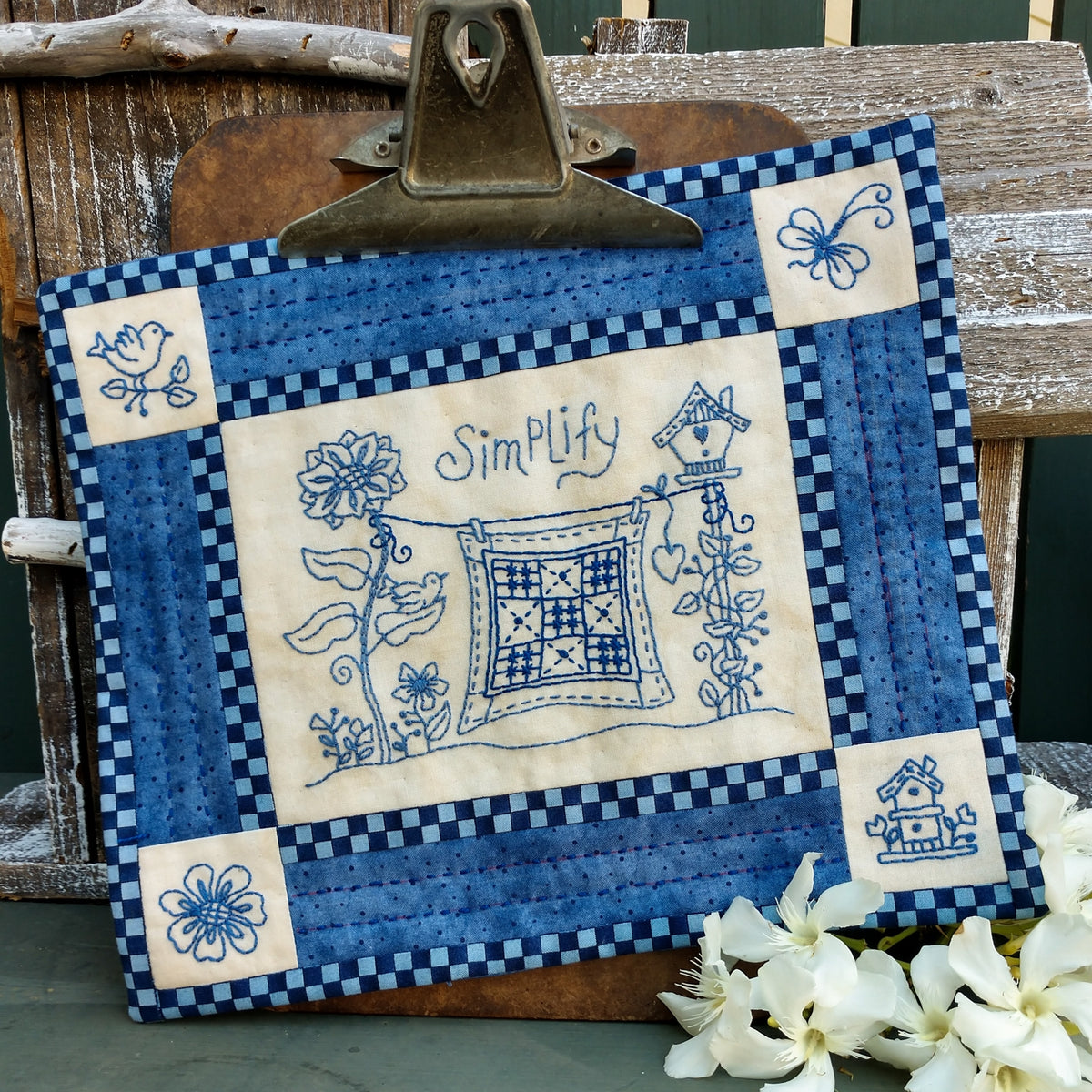 Simplify - Machine Embroidery Pattern - Shipped