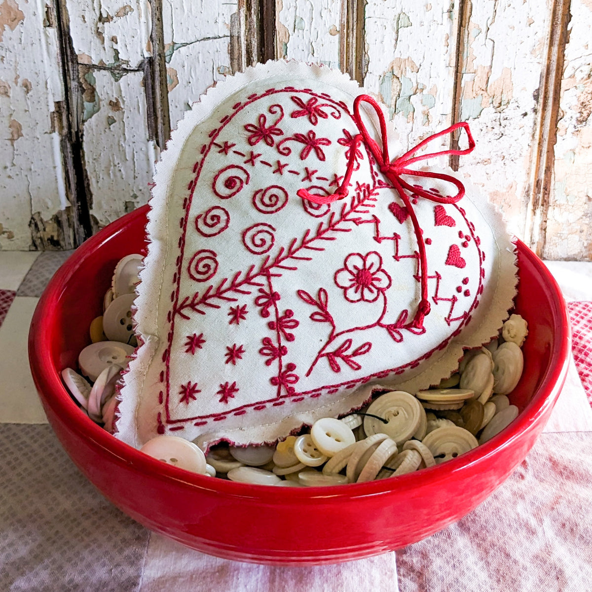Sachet Heart - Hand Embroidery Pattern - Download