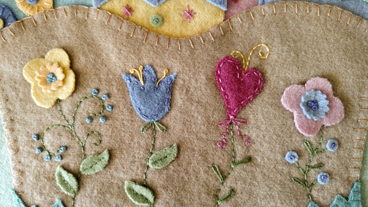 Easter Basket Table Topper - Wool Applique Pattern - Shipped