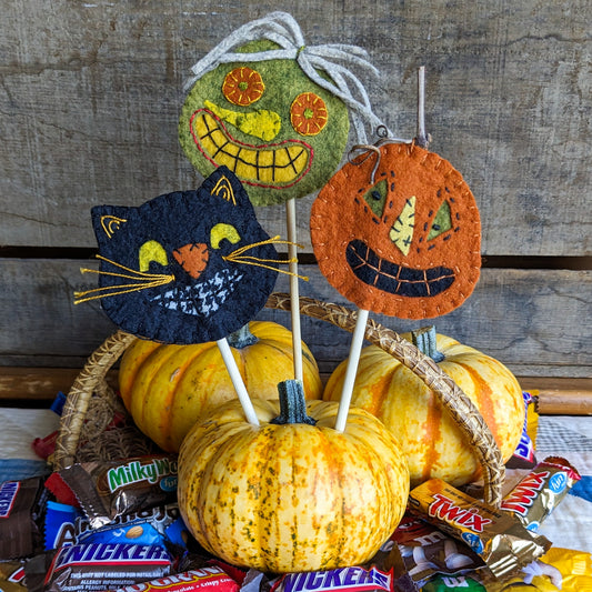 Happy Halloween Pins - Wool Applique Pattern - Shipped