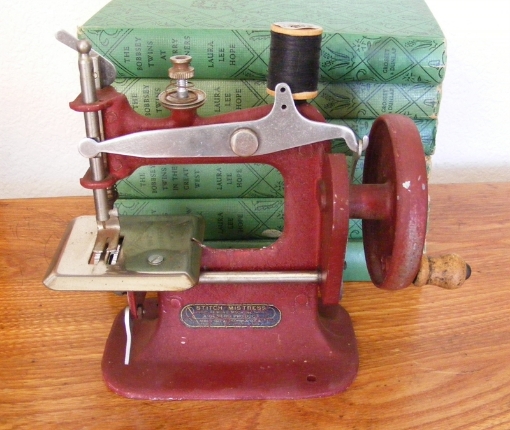 Picture of Stitch Mistress Toy Machine