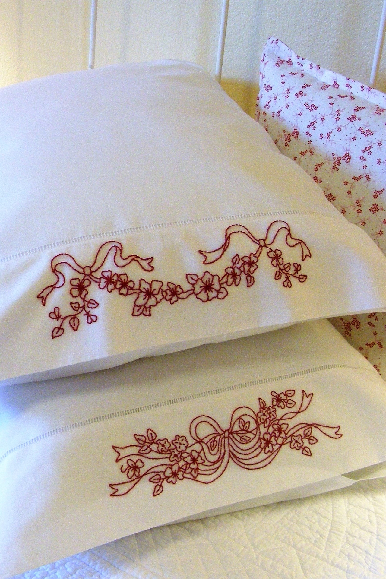 Blossoms & Ribbons RedWork Pillowcase Hand Embroidery Pattern Shipped