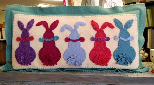 Picture of Bunny Tails - Wool Applique Pattern - Download